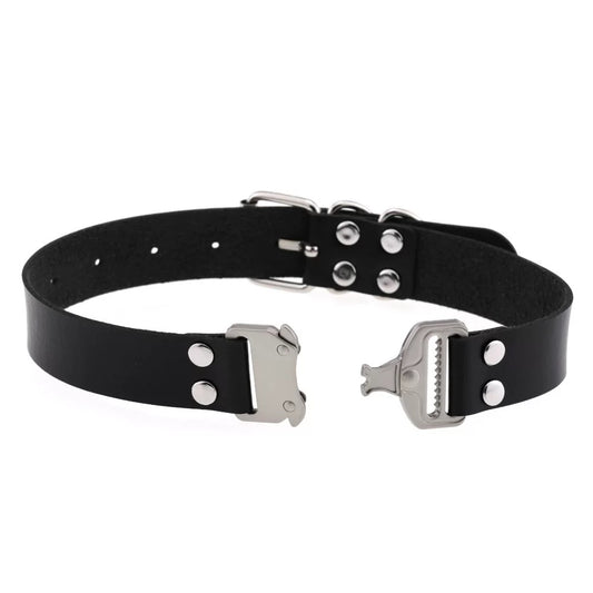 Y2K Punk Buckle Choker – Industrial Subculture Collar for Baddies