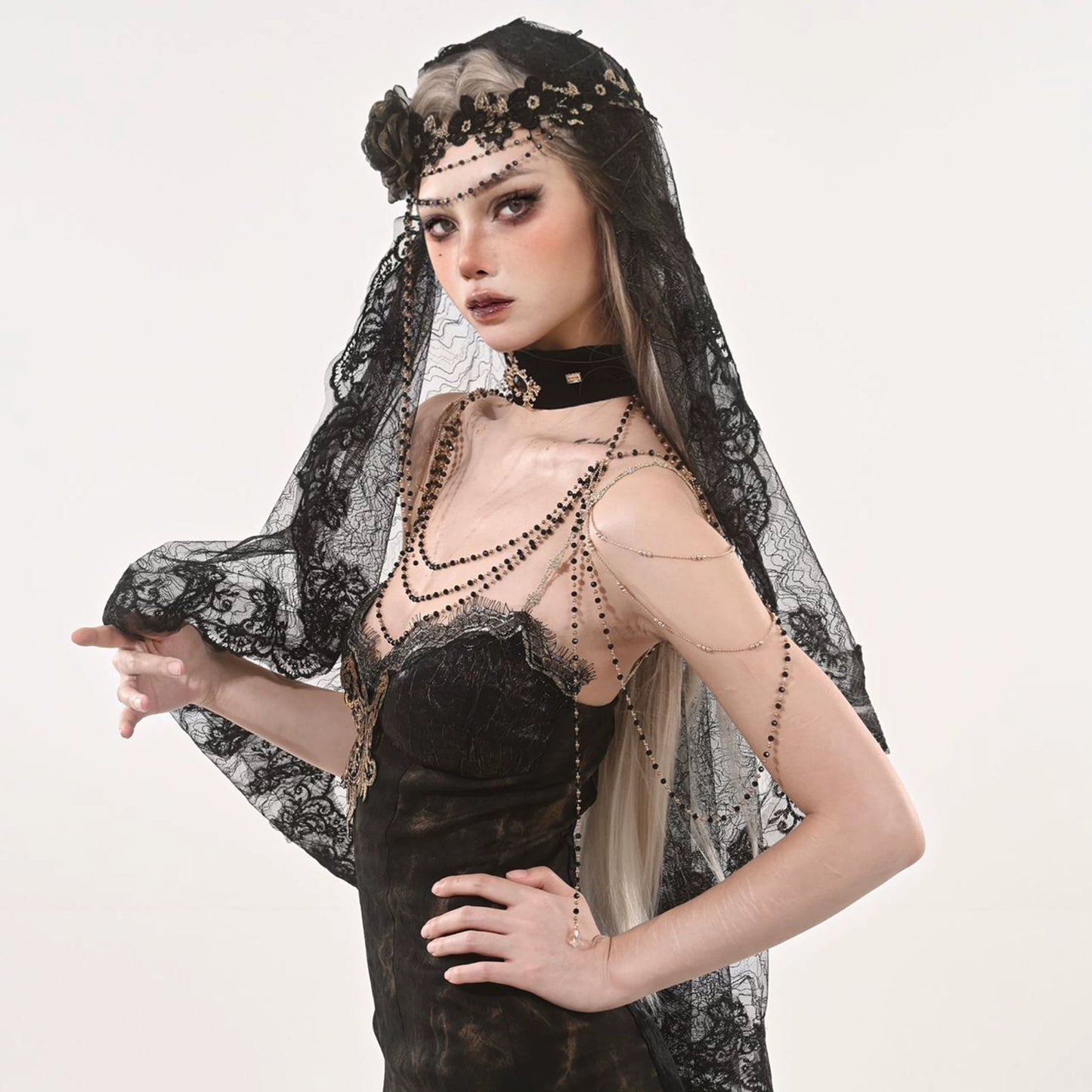 Rizznova Gothic Lace Mesh Veil Headpiece with Floral Design