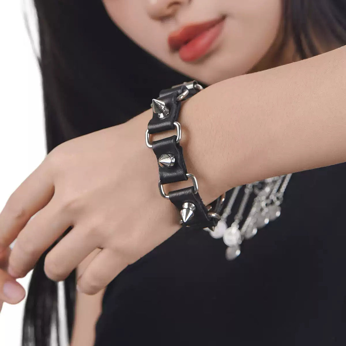 Ring-Link Spike Leather Bracelet back closure view