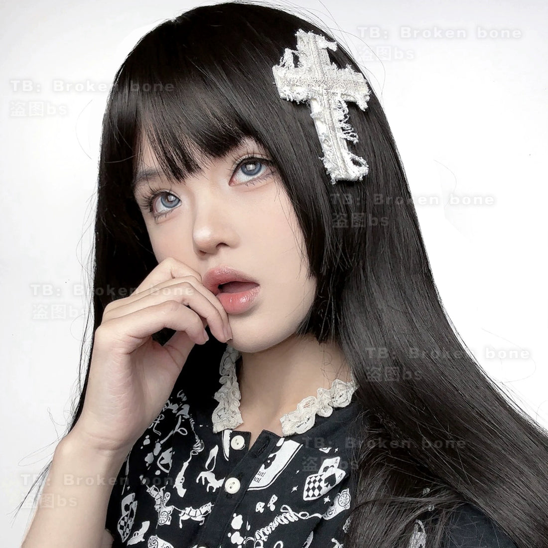 Punk Vintage Cross Hair Clip