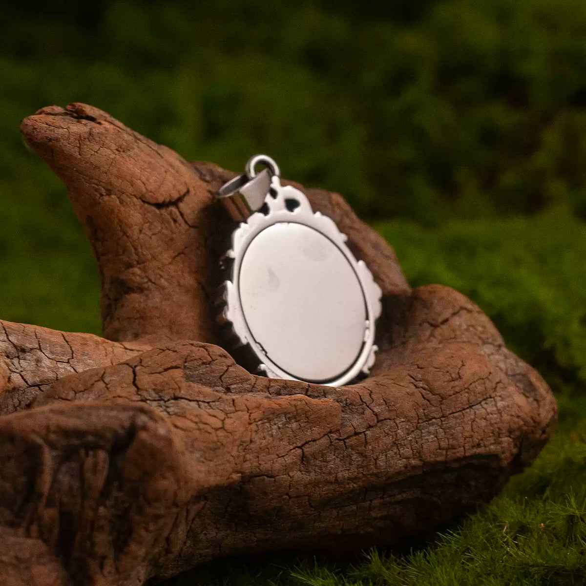 angel versus demon pendant image 3