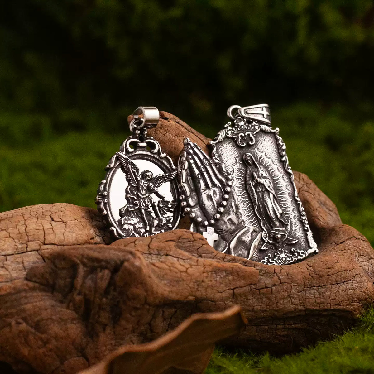 angel versus demon pendant image 4