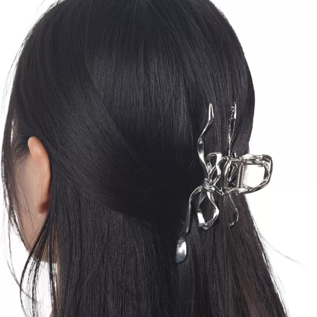 liquid silver bow claw clip image 2
