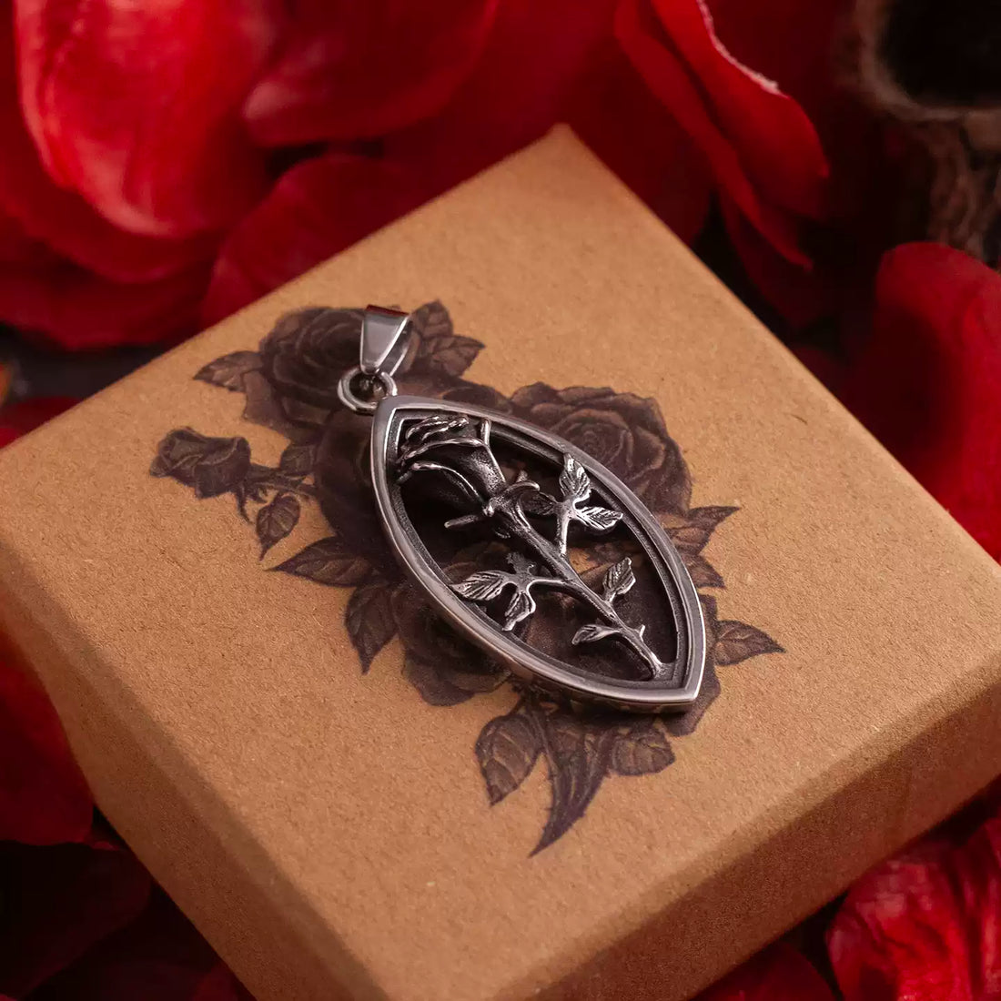 Dead Rose Gothic Pendant Necklace detail view