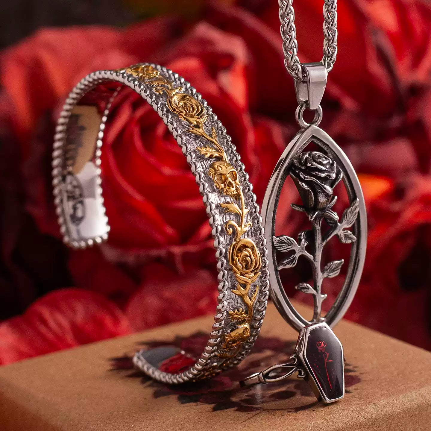 Dead Rose Gothic Pendant Necklace product image 5