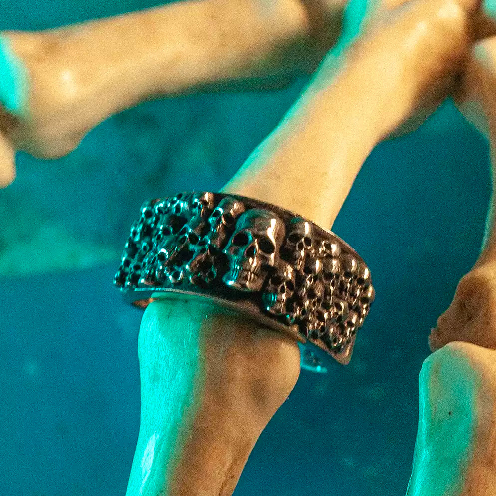Inferno Skull-Cast Gothic Ring front view