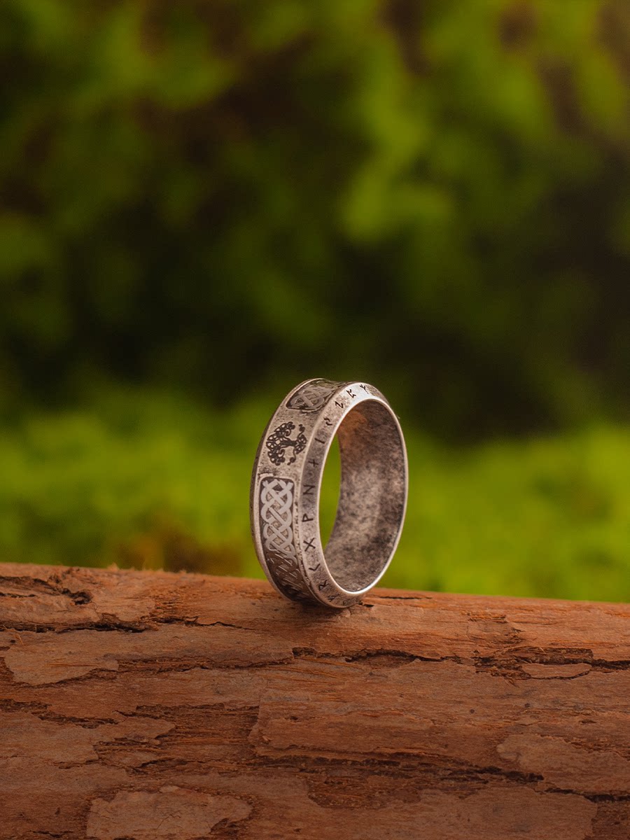 Yggdrasil Tree of Life Viking Ring back closure view