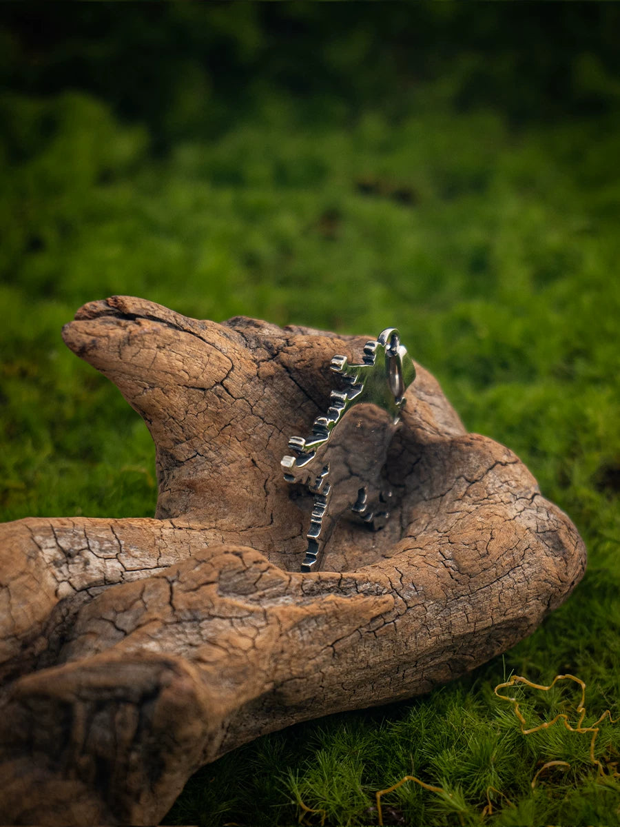 Dark Tide Gothic Skull Pendant Necklace product image 5