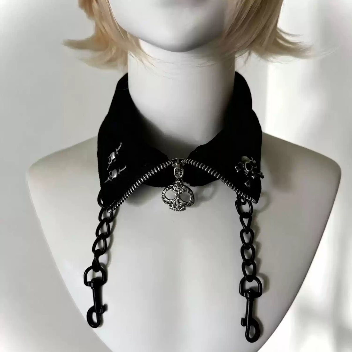 zip chain punk collar image 1